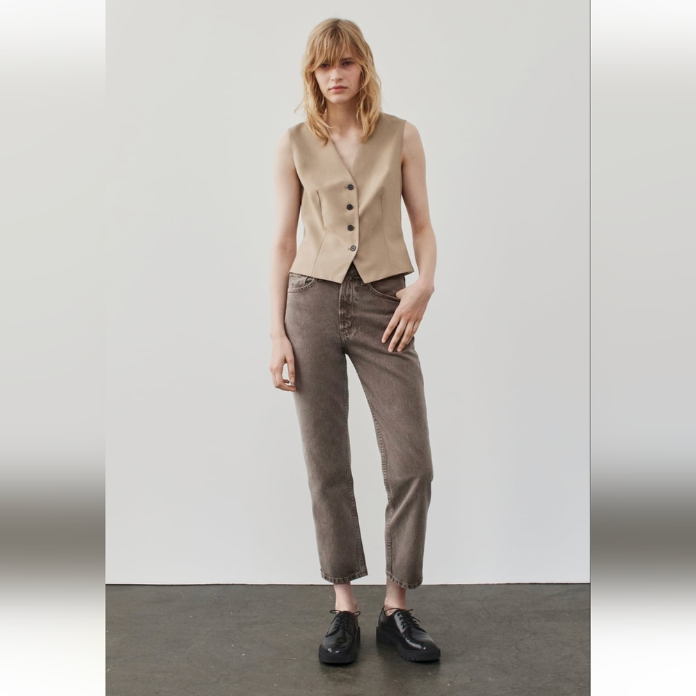 Zara Women's Straight Leg Jeans - Tan